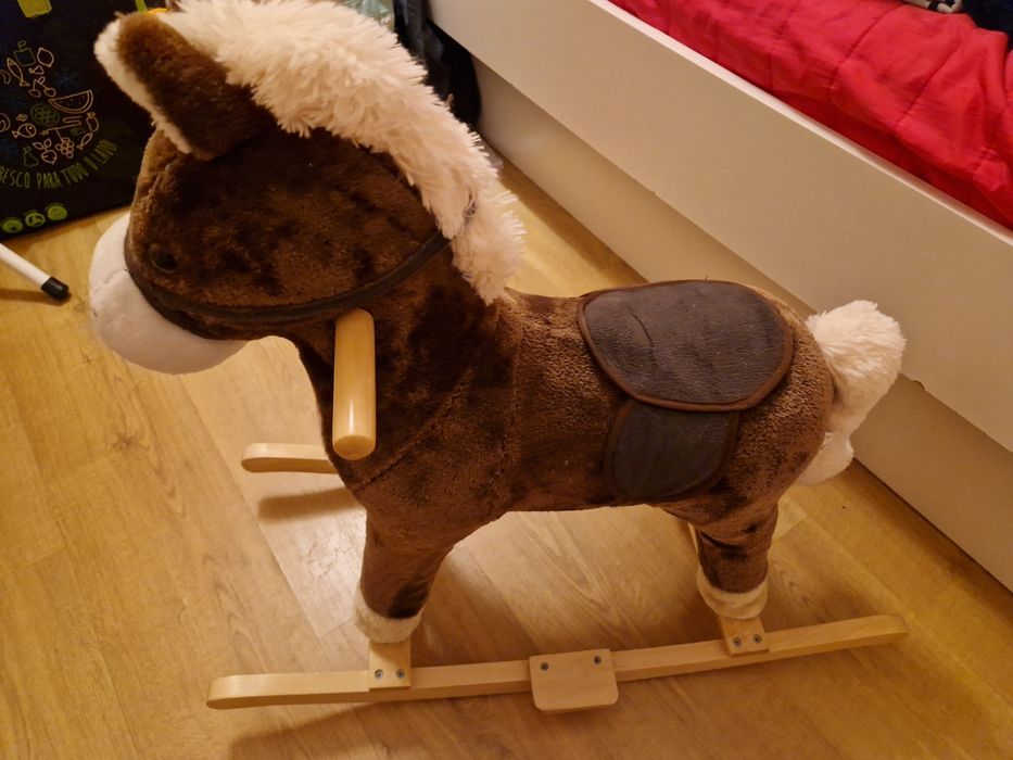 Cavalinho de madeira