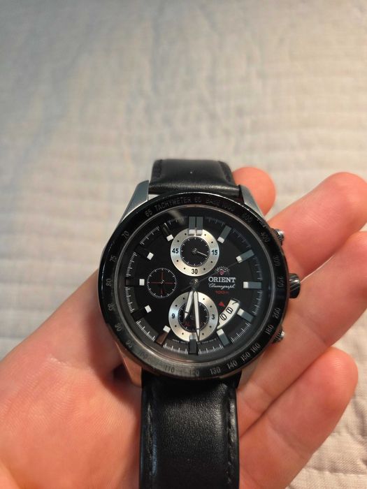 Чоловічий годинник Orient Hotshot FTD0Z002B