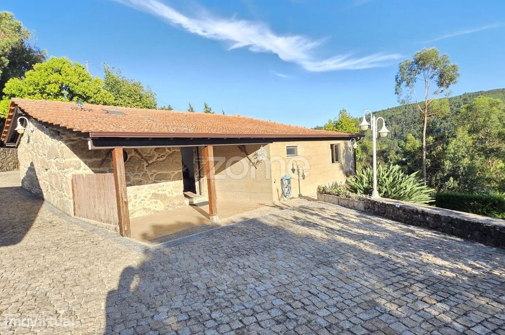 Moradia T3 com Piscina em Nevogilde, Vila Verde