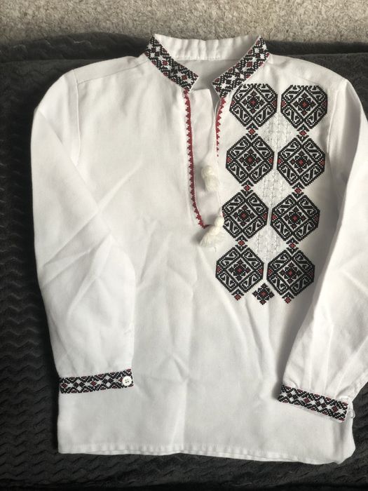 Вишиванка для 8-9 років