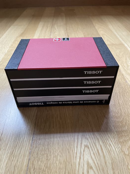 Caixa relógio Tissot nova