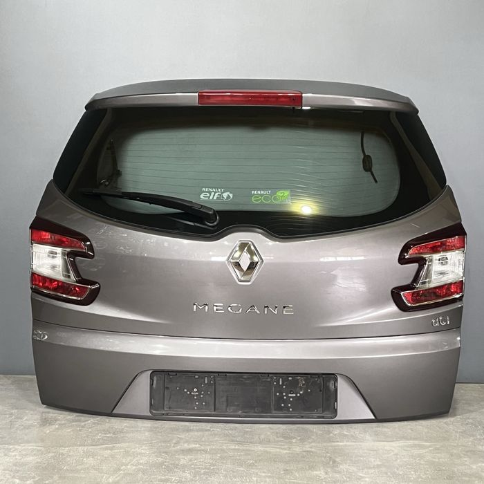 Ляда Кришка багажника Меган 3 універсал Megane 3  Tekng