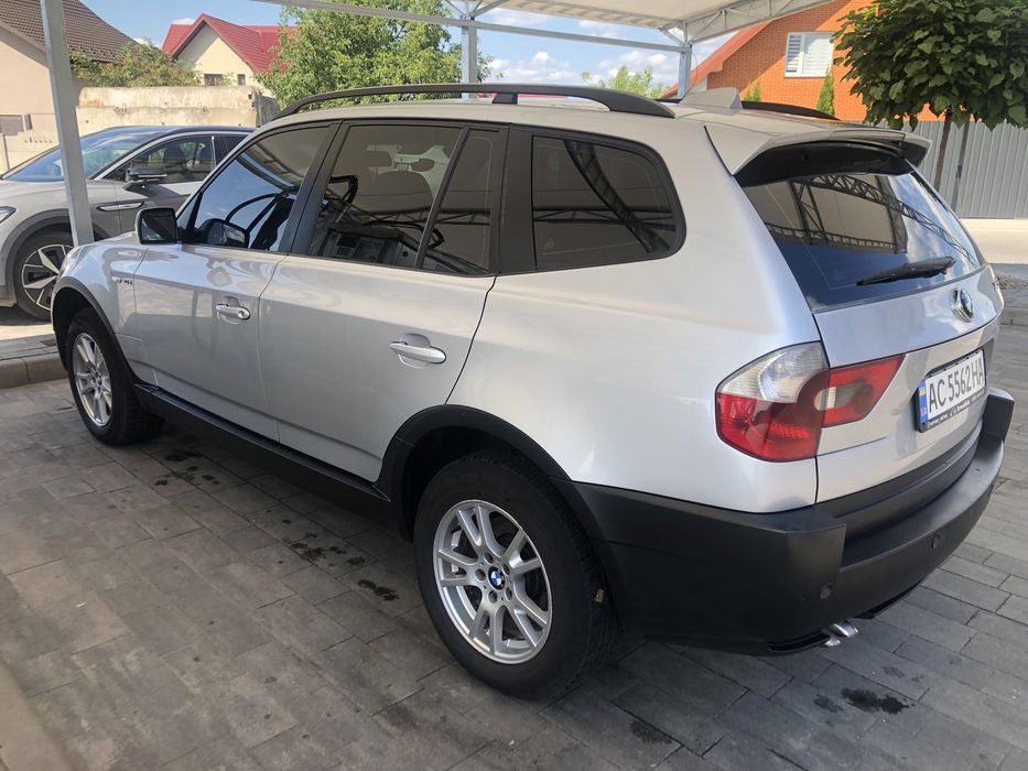 Продам BMW X3 e83