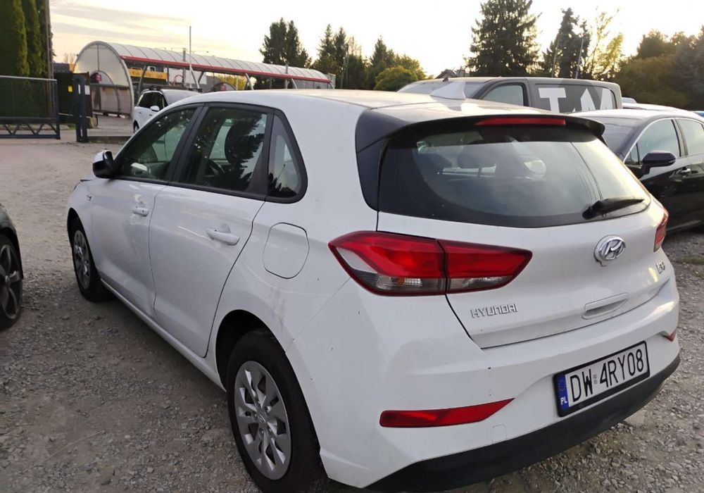 Hyundai I30 2022r, SALON POLSKA. 1.4 Benzyna. Uszkodzony prawy przód. Jeździ.