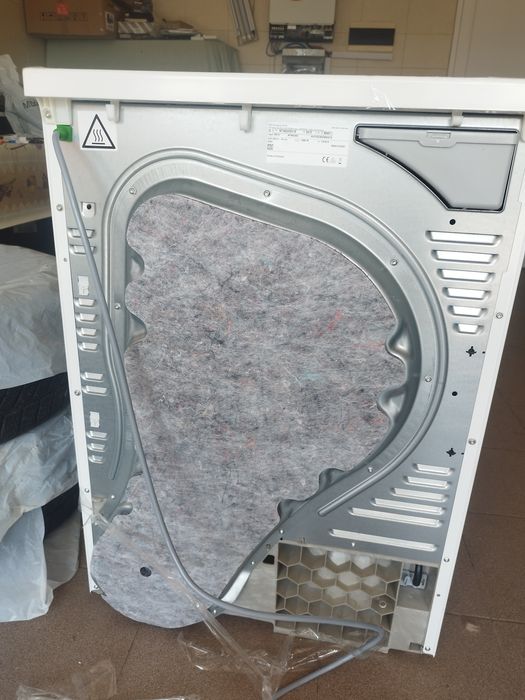 Сушка BOSCH  WTN83203