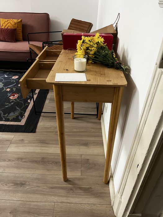 Mesa/Tocador madeira com gavetas