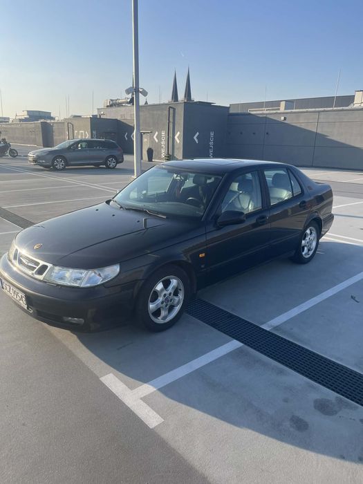 SAAB    9-5  1998  poj 2000