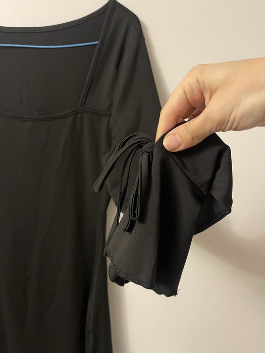 Чорна міні сукня в стилі Oh Polly з завʼязками розмір S