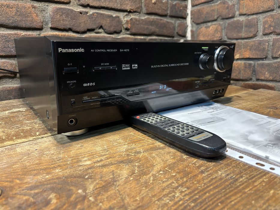 Amplituner Panasonic SA HE 75 + pilot