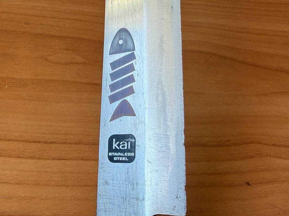 Кухонный японский нож Янагиба производства KAI