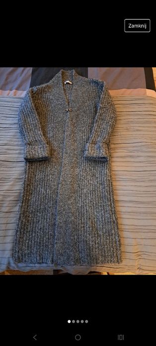 Wełniany popielaty płaszcz