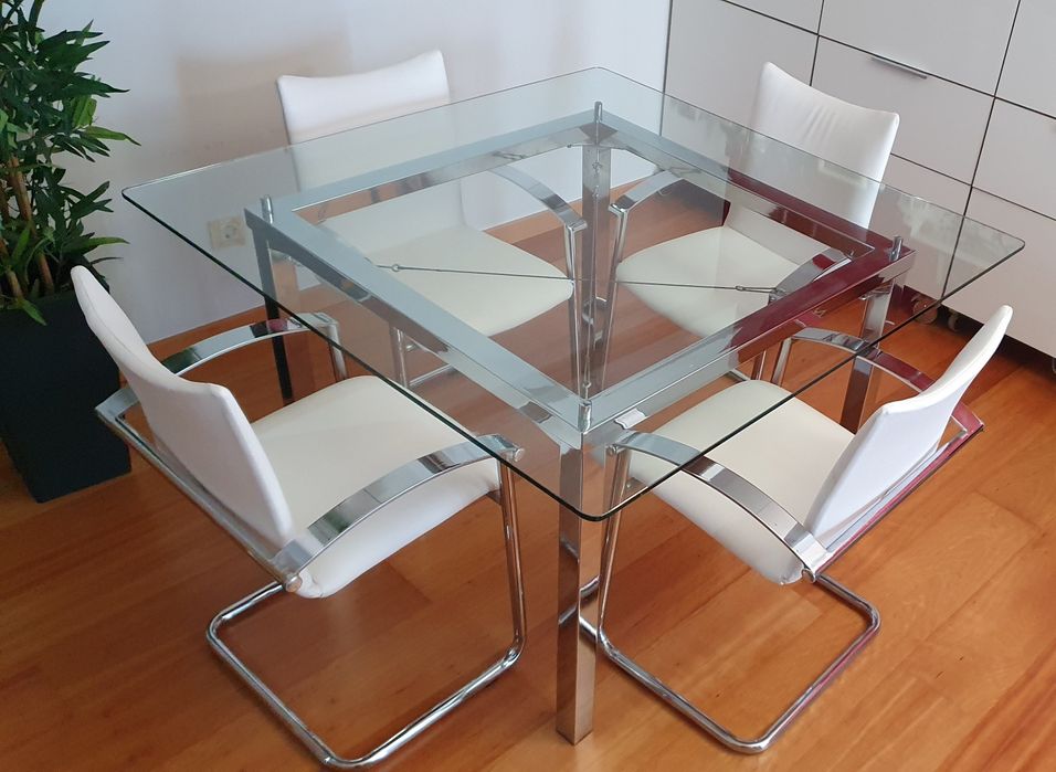 Conjunto de 4 cadeiras