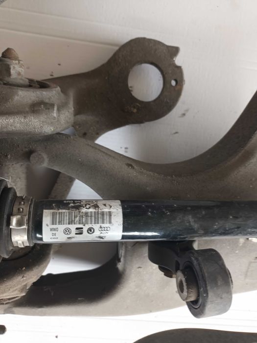 AUDI S4 A4 A6 A5 Q5 B9 Zwrotnica Lewy Tył Quatro