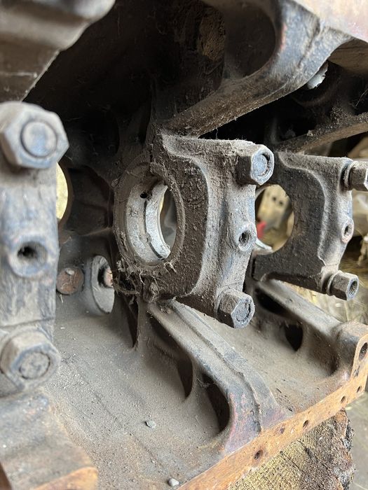 Двигун Т-25,блок двигуна Д-21