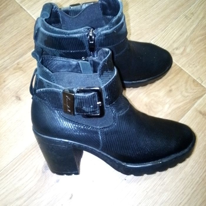 Отдам даромзимние женские 35р