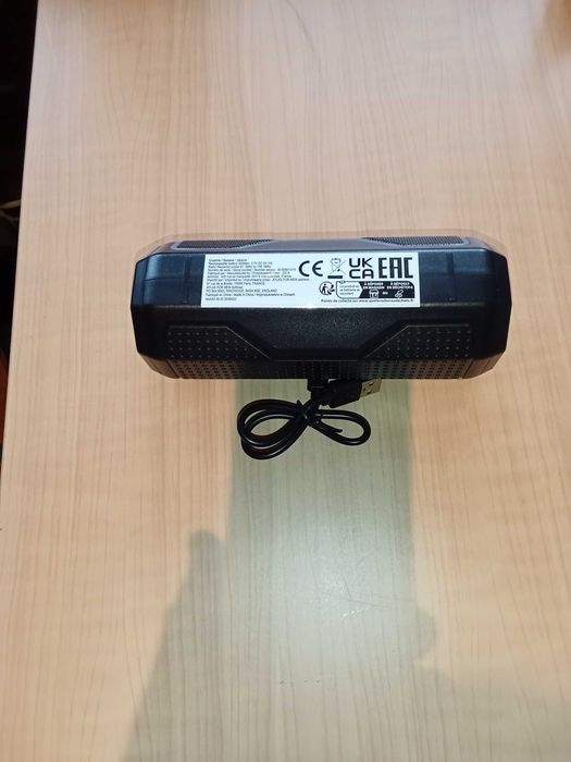 Coluna bluetooth bom som