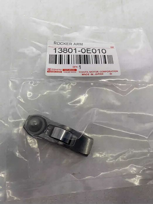 Рокер клапана (коромисло) Toyota/Lexus — 13801-0E010