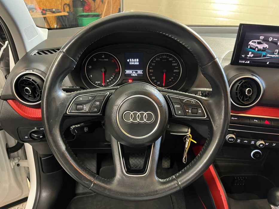 AUDI Q2 Sport 1.6TDi 30TDi S-tronic Automático — photo 4
