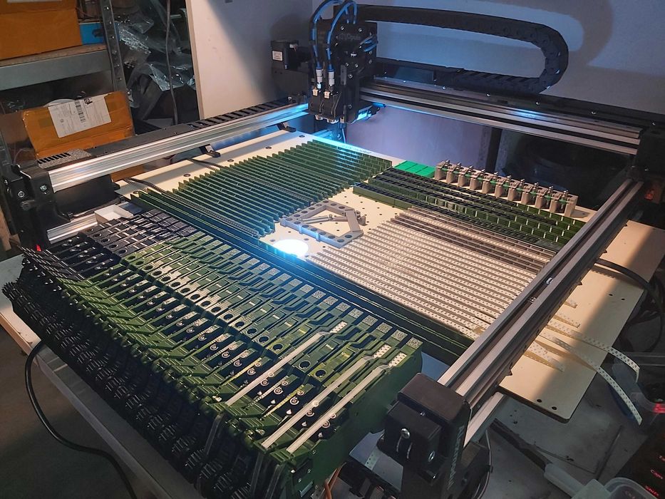 Lumen PNP, Ростановщик SMD компонентів на плати, станок