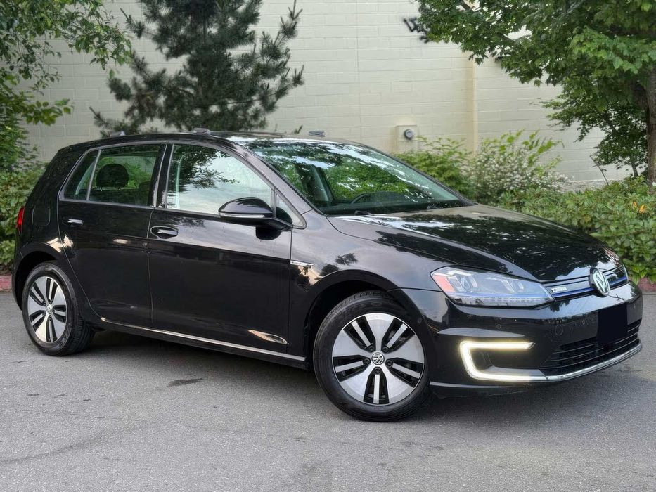 Volkswagen e-Golf SEL Premium      2016