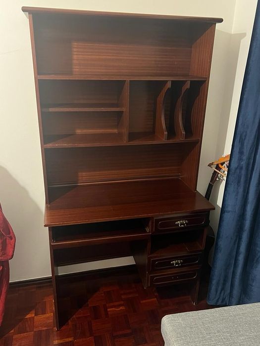 Escrivaninha de quarto