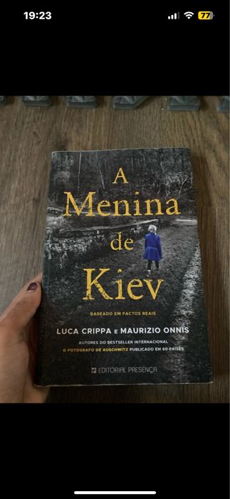 Livro a menina de Kiev
