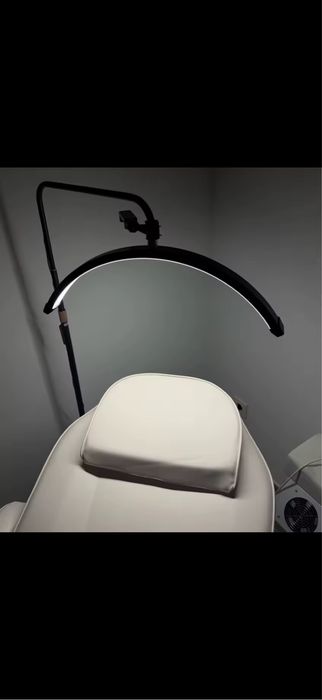 Nowa lampa moon półksieżyc kosmetyczna