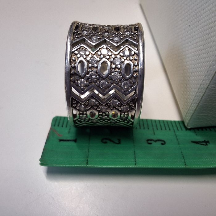 Pierścień szeroki Apart