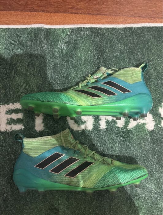 Chuteiras futebol Adidas