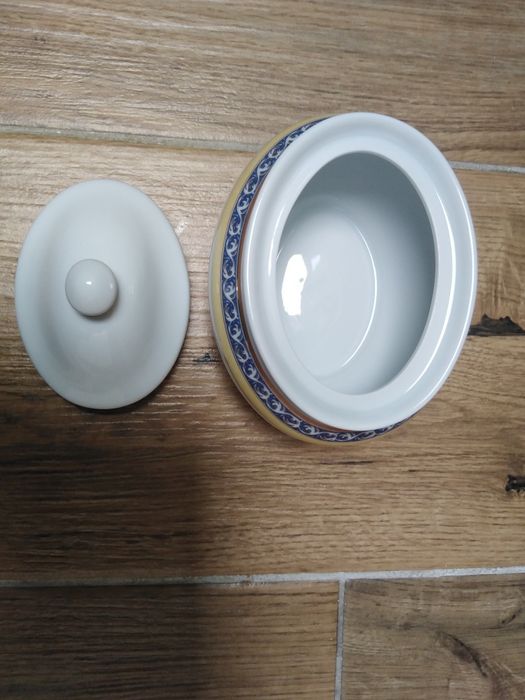 Porcelanowa bombonierka Heidelberg