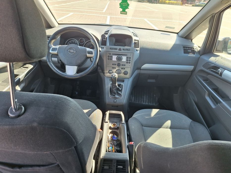 Opel Zafira 1.8 140 KM- benzyna +lpg