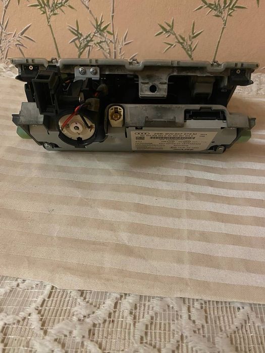 Дисплей Audi a3 8v 2012 (8v0857273m)