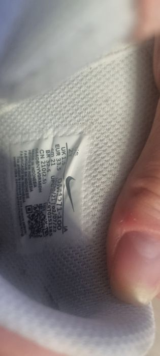 Nike Sporstwear MD VALIANT SE - Sneakersy r. 33,5