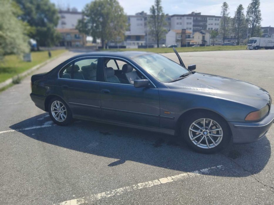 Bmw 520 i com GPL