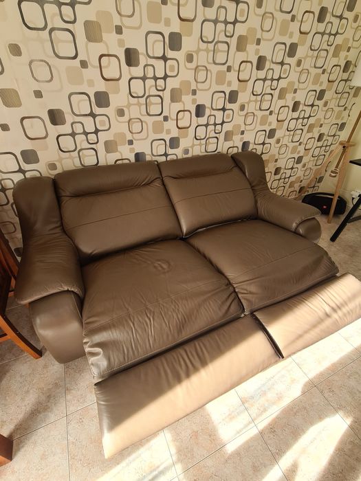 Sofa em pele Chateux d'ax