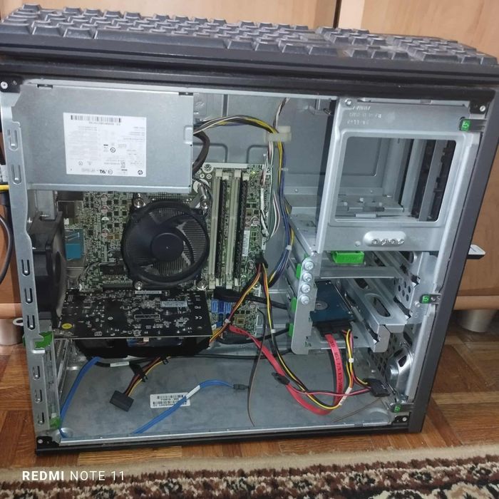 Komputer używany można używać widać parametry