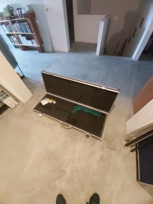 vendo estojo para guitarra baixo