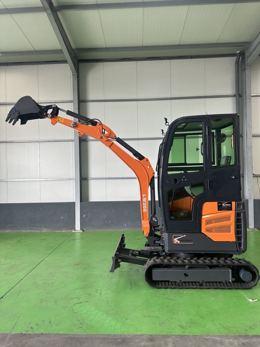 Mini giratoria Landward LW20E-Kubota