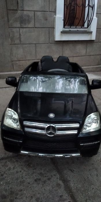 Продается детский електромобиль