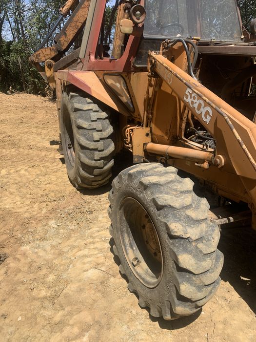 Retroescavadora Case 580G 4x4
