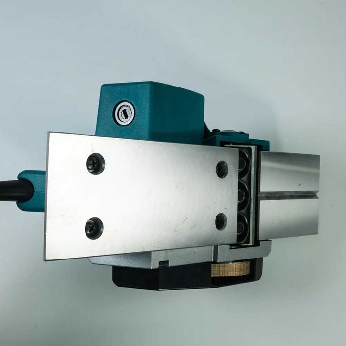 Рубанок електричний Makita 1400Вт ширина 82мм 16000об электрорубанок