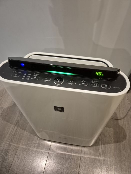 Oczyszczacz powietrza SHARP kc-d40euw