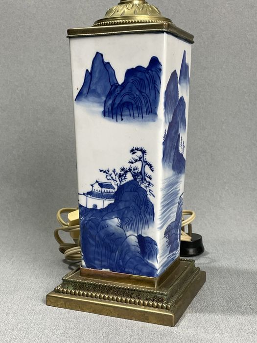 Настольная лампа фарфоровая, бронза