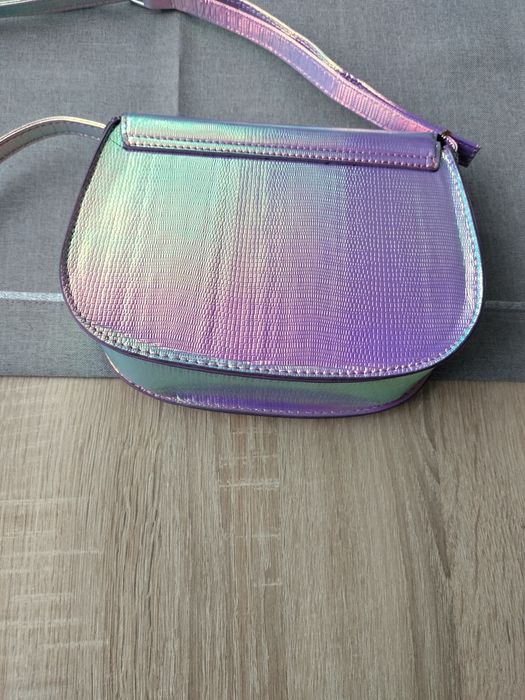 Torebka z mieniącym połyskiem