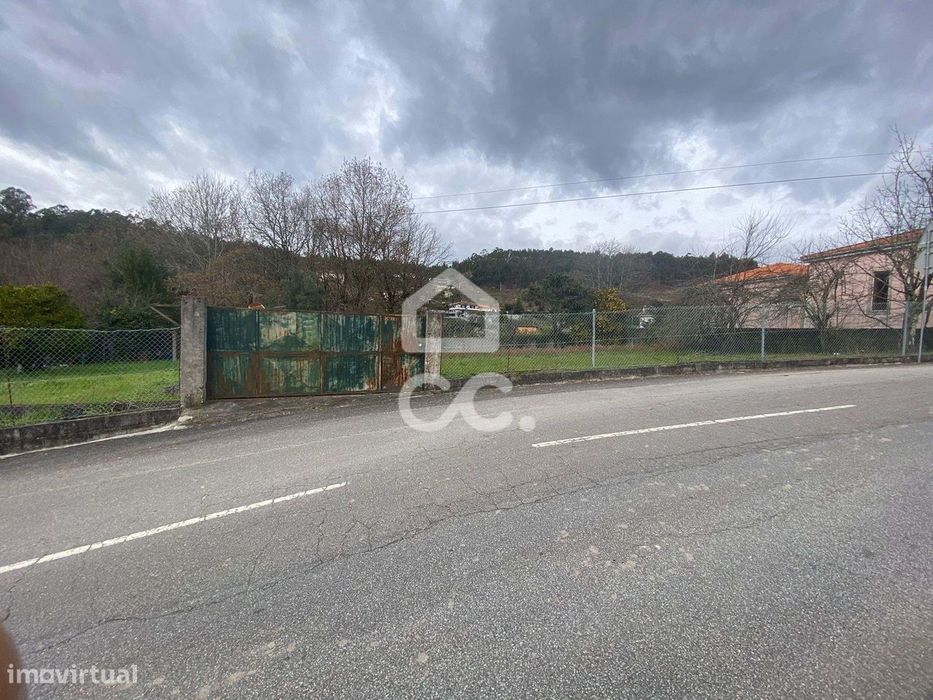 Terreno Agrícola em Gominhães — Alheira E Igreja Nova, Braga