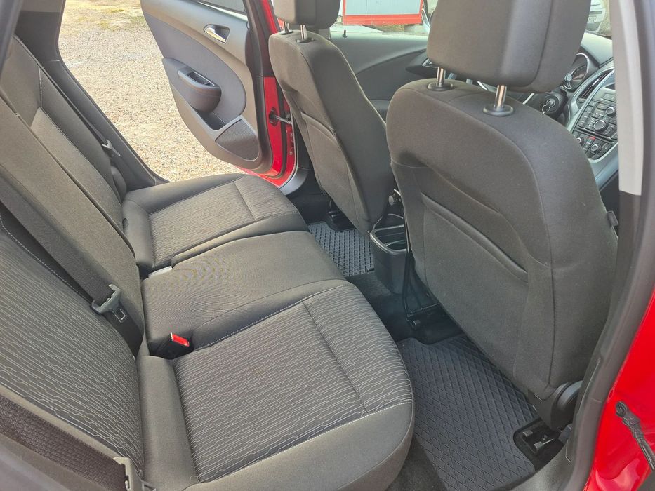 Opel Astra 100%Bezwypadkowy_Serwis_Zadbany