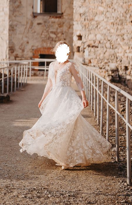 Suknia ślubna w literę A, wzrost 175 cm, koronkowa, biała, wyprana