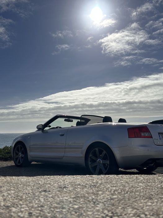 Audi A4 2.4 V6 poucas unidades em Portugal - carro de coleção