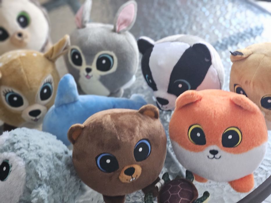 Varios peluches novos