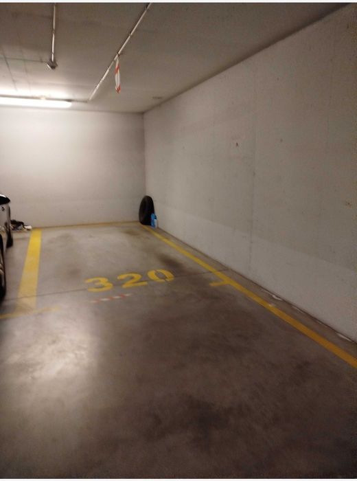 sprzedam miejsce parkingowe przy ul. Jana Kazimierza - Wola-Odolany